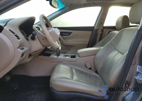 2016 Nissan Altima 2.5 from USA, damaged, VIN 1N4AL3AP4GC137336